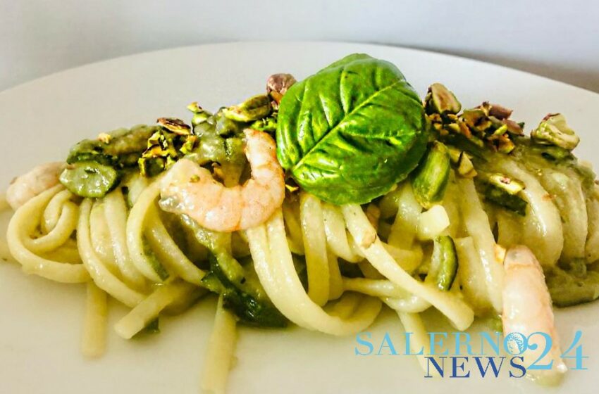  La ricetta del venerdì con lo chef Marianna Sessa: Linguine ai colori della Sicilia con zucchine, gamberi e granella di pistacchio