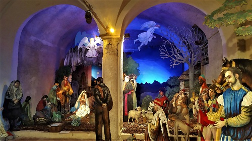  Il Presepe di Mario Carotenuto: un monumento alla città di Salerno